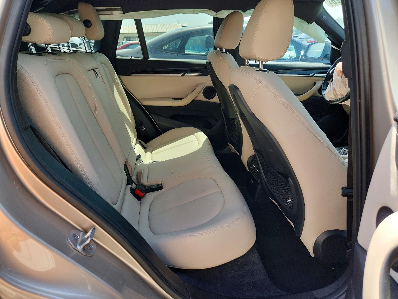 2021 BMW X1 Sdrive28I - zdjęcie 11