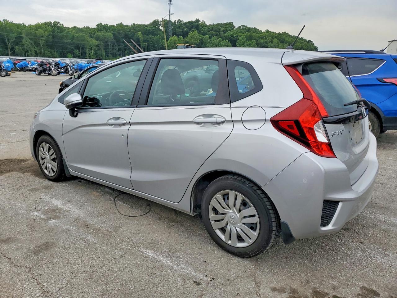 2015 Honda Fit Lx - zdjęcie 2