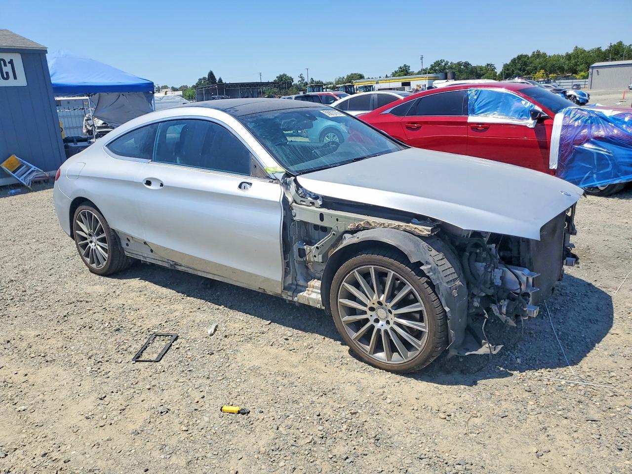 2017 Mercedes-Benz C 300 - zdjęcie 4