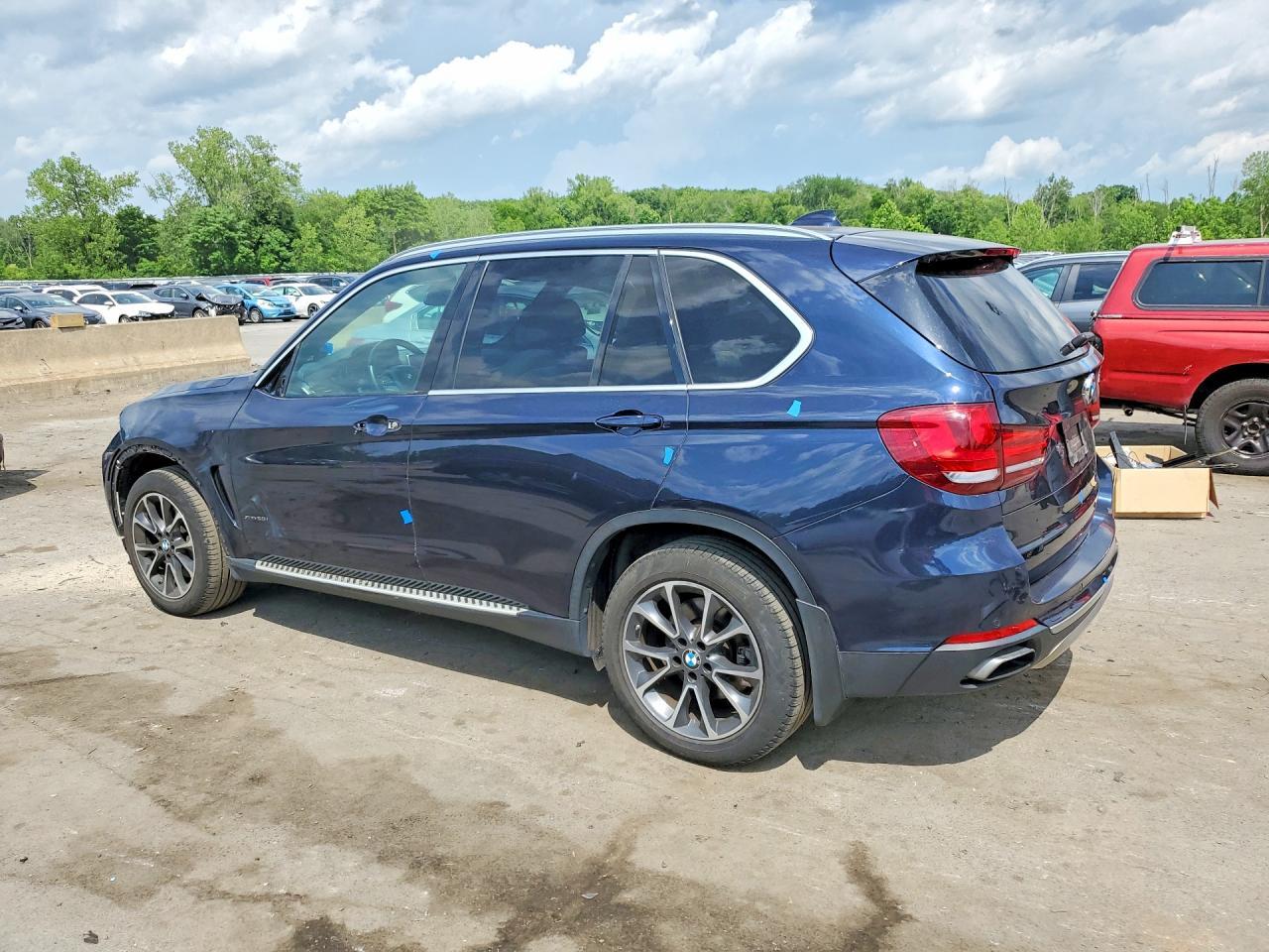 2017 BMW X5 xDrive50I - zdjęcie 2