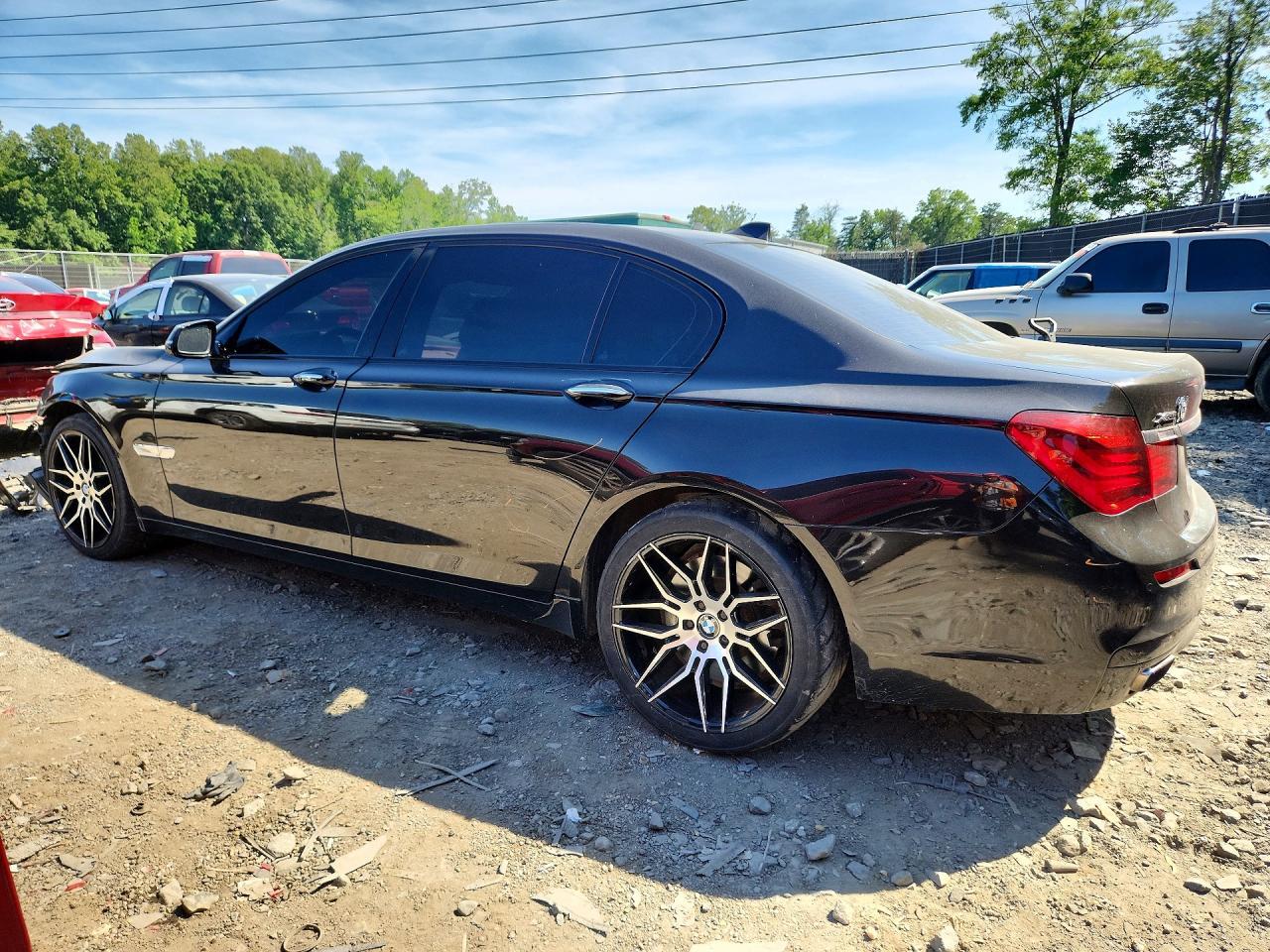 2015 BMW Seria 7 Alpina B7 - zdjęcie 2