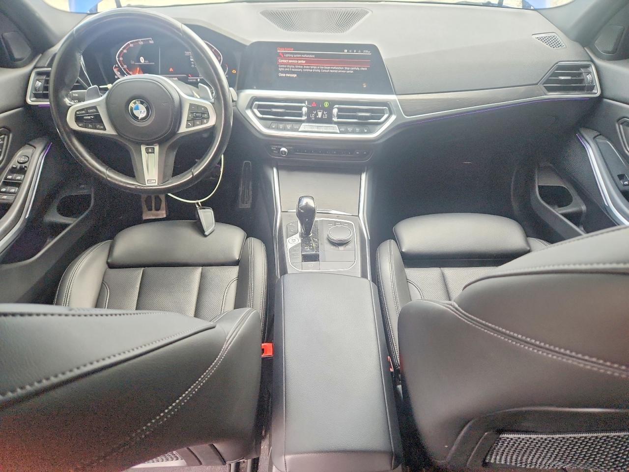 2022 BMW Seria 3 330i - zdjęcie 8