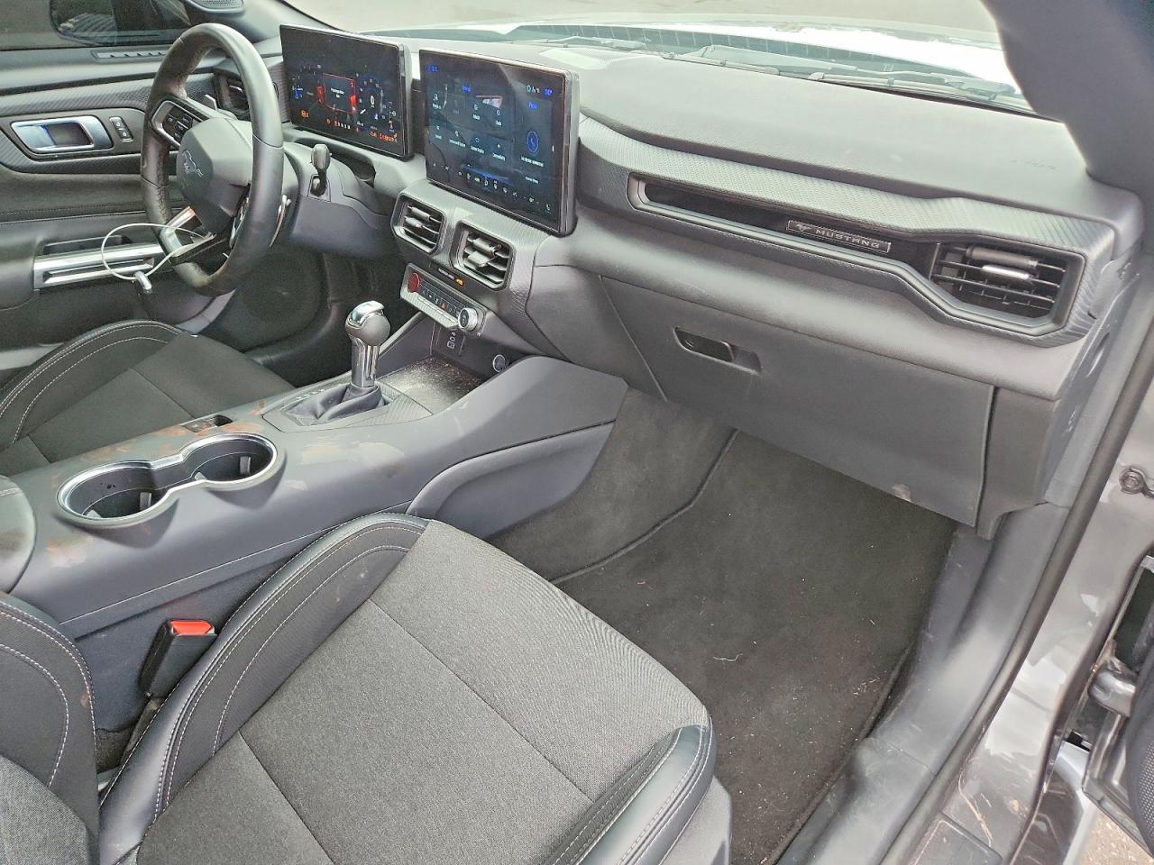 2025 Ford Mustang Gt - zdjęcie 8