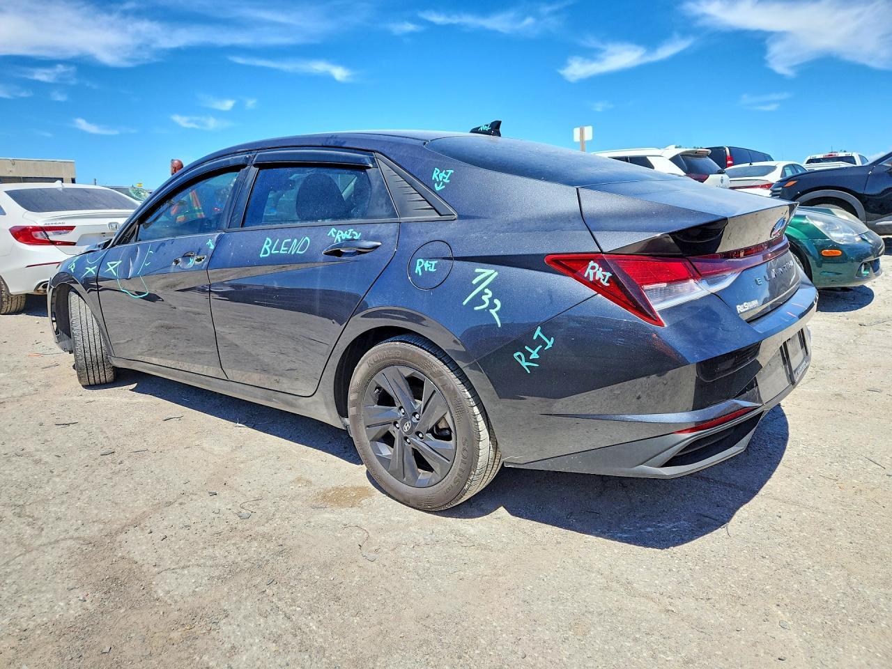 2021 Hyundai Elantra Sel - zdjęcie 2
