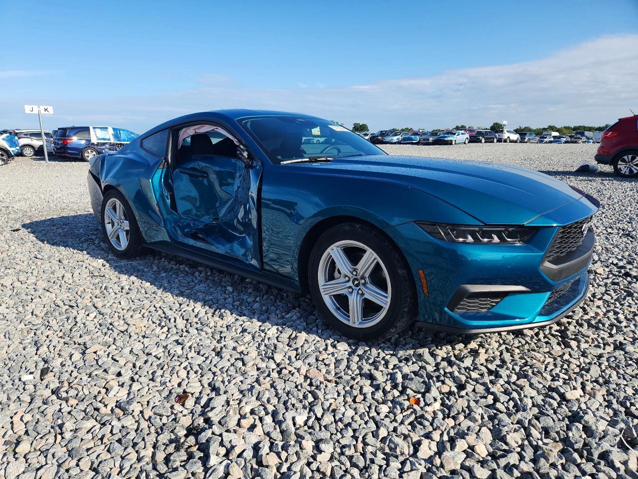 2026 Ford Mustang - zdjęcie 4