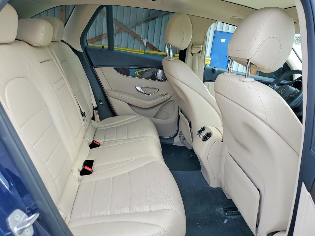 2016 Mercedes-Benz Glc 300 4Matic - zdjęcie 11