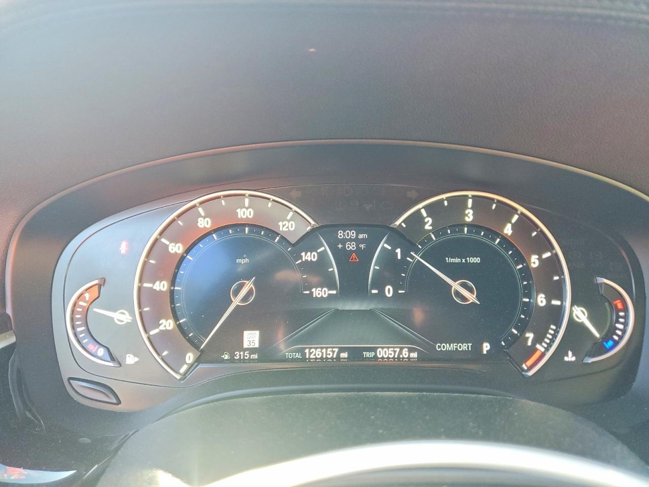 2017 BMW Seria 5 540i - zdjęcie 9