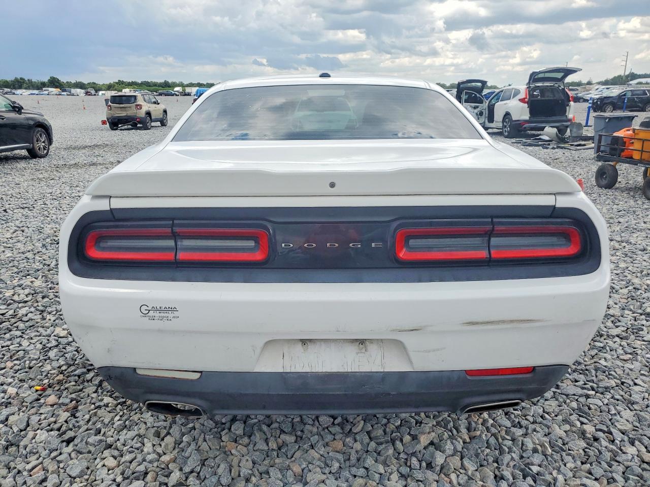 2019 Dodge Challenger Sxt - zdjęcie 6