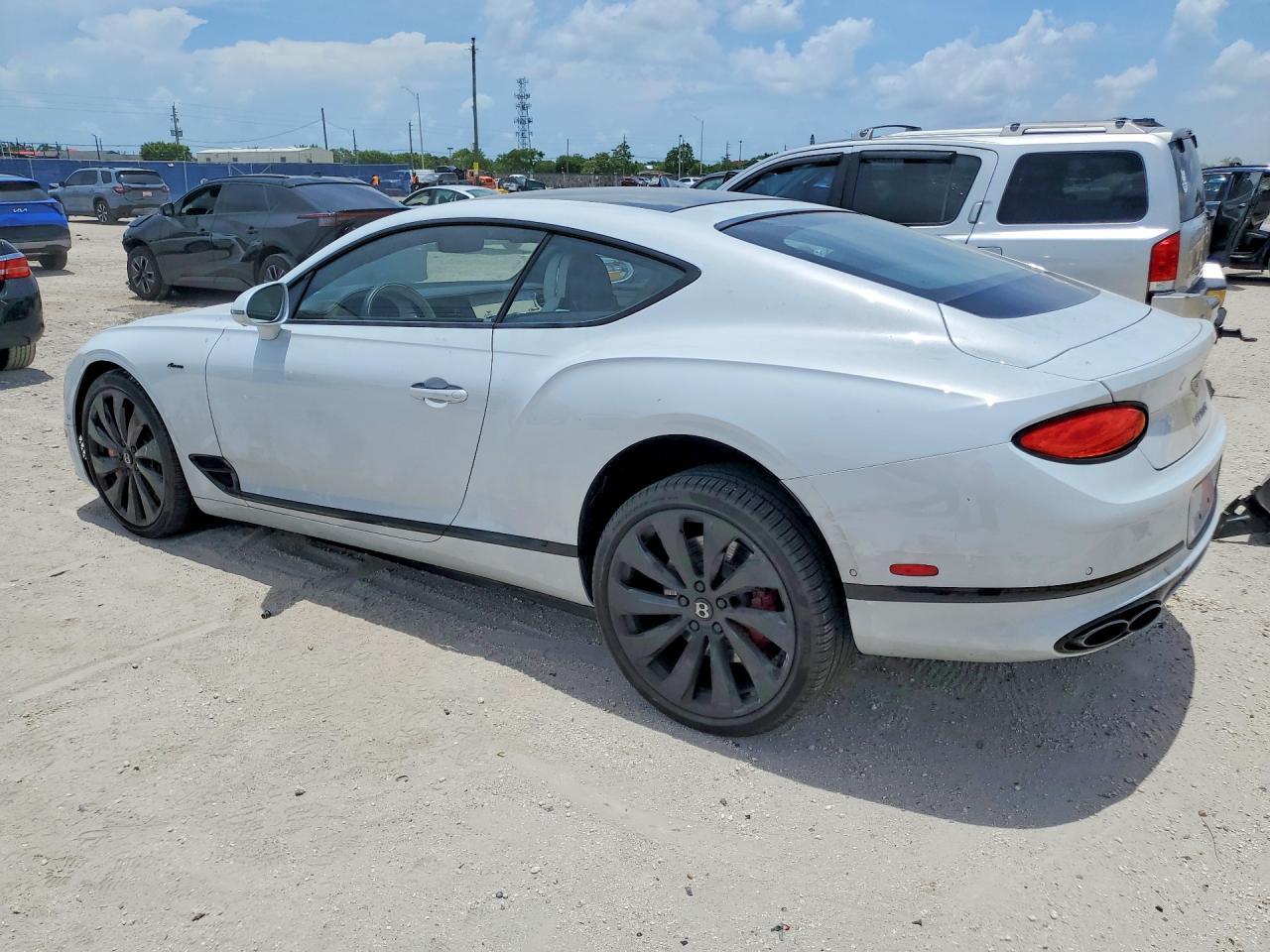 2024 Bentley Continental Gt - zdjęcie 2