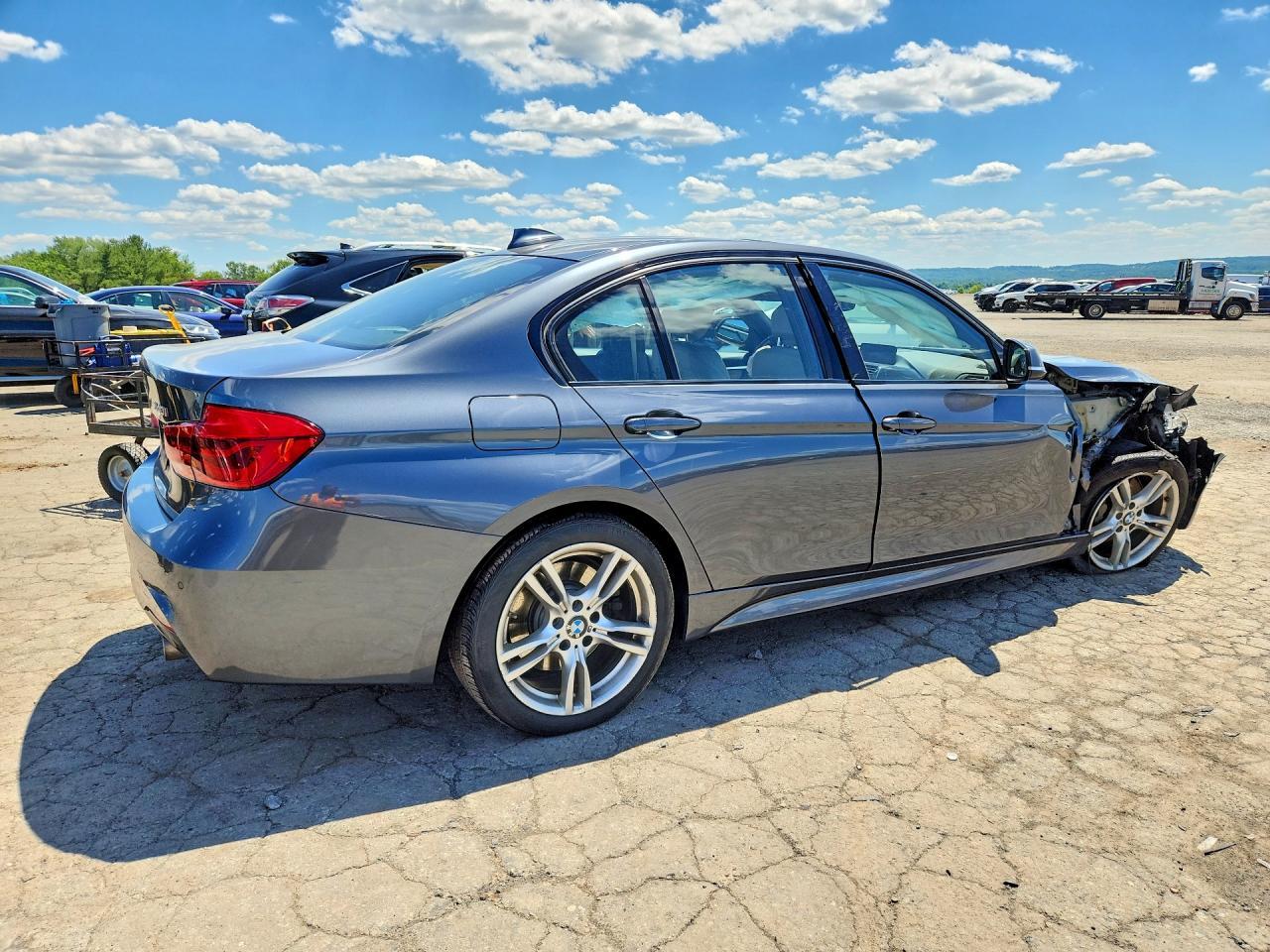 2016 BMW 340 Xi - zdjęcie 3