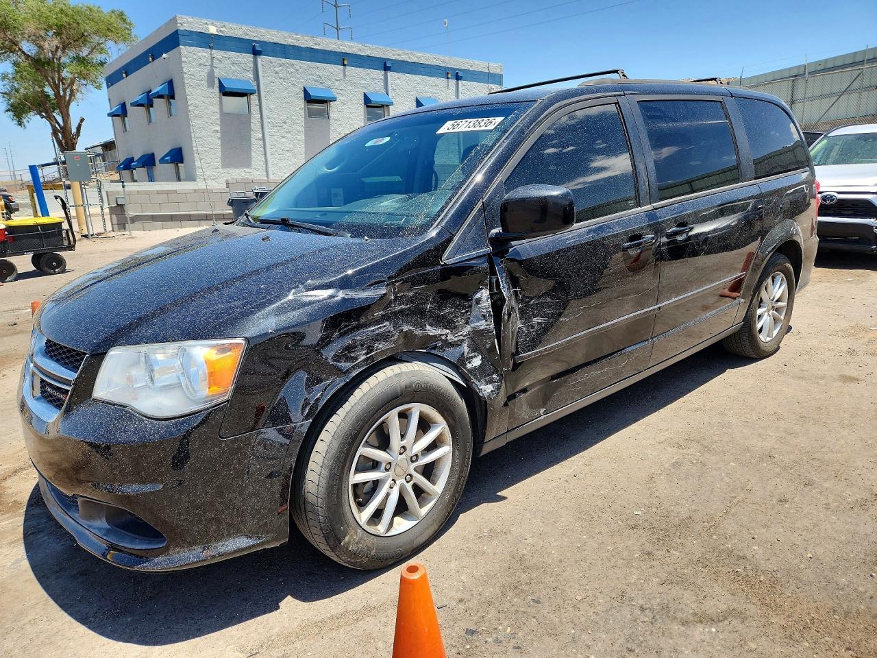 2016 Dodge Grand Caravan Sxt - zdjęcie główne