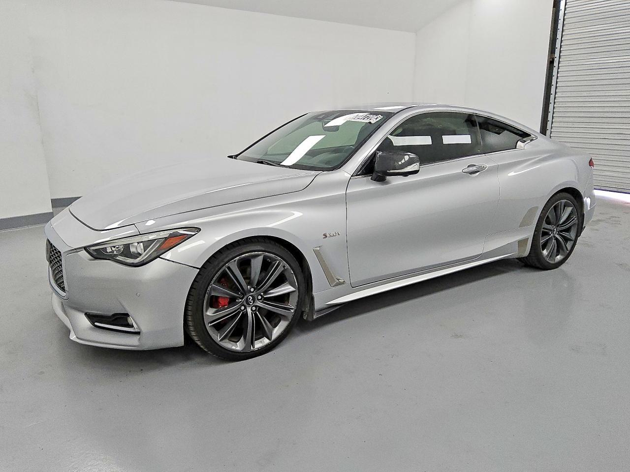 2017 Infiniti Q60 Red Sport 400 - zdjęcie główne