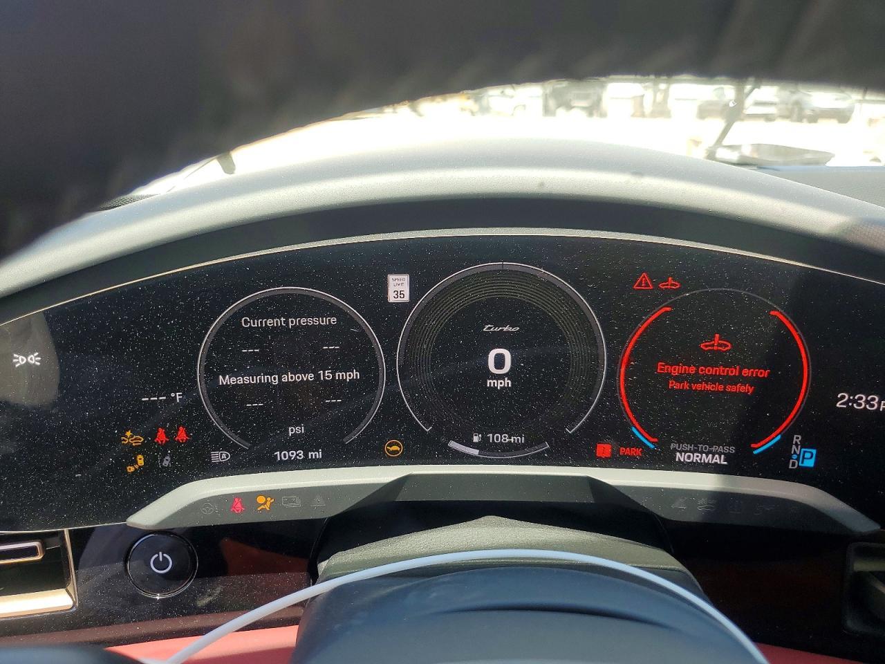 2025 Porsche Taycan Turbo - zdjęcie 9
