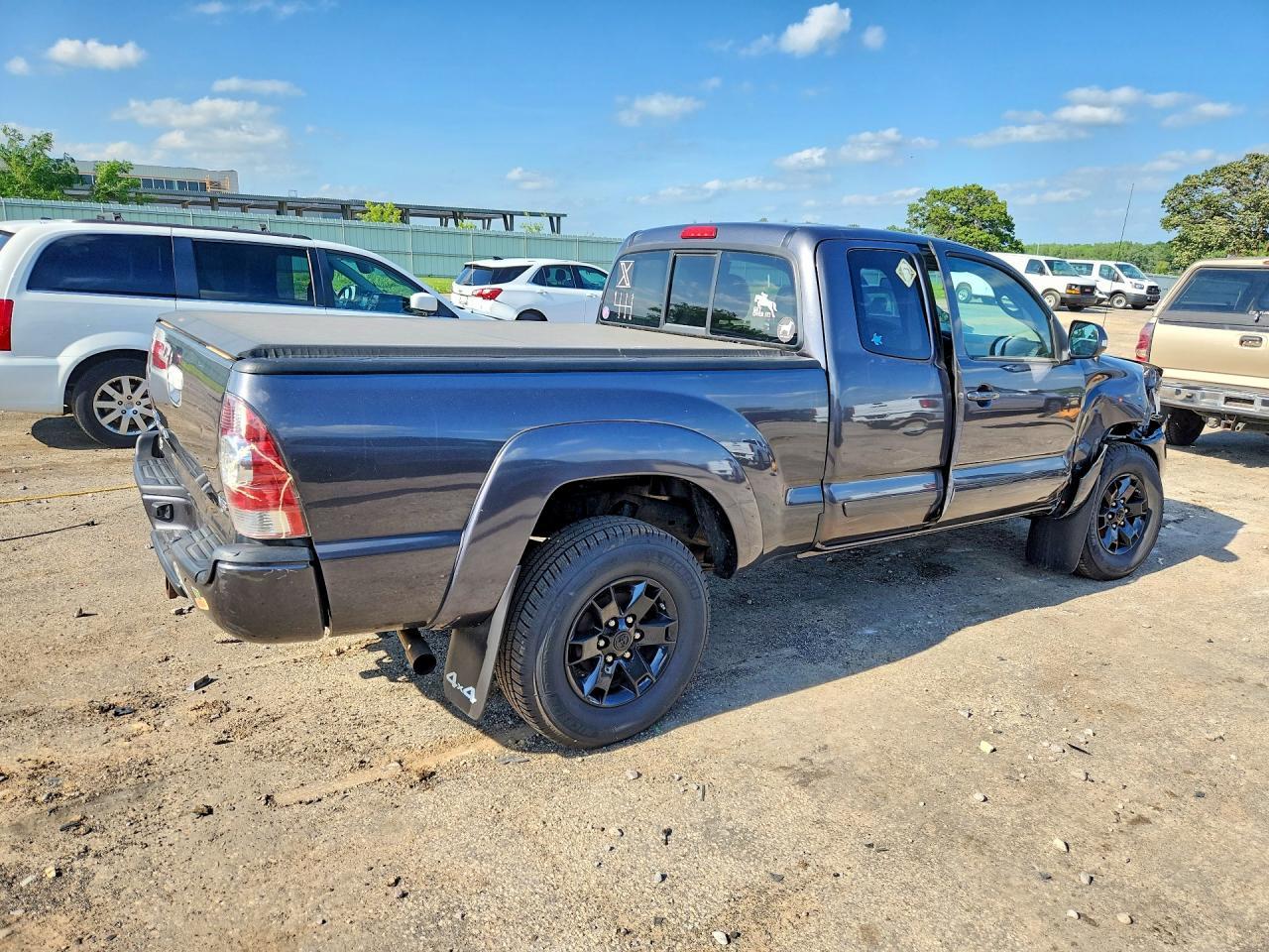 2015 Toyota Tacoma V6 - zdjęcie 3