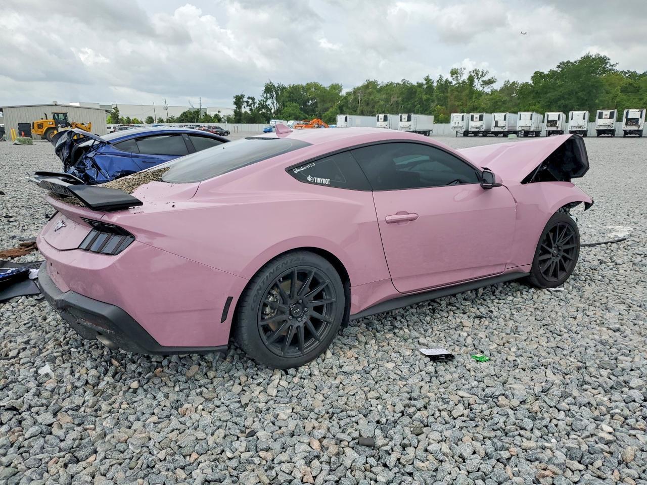 2025 Ford Mustang - zdjęcie 3