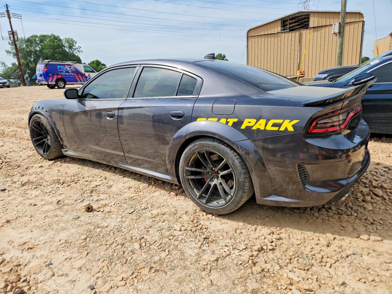 2021 Dodge Charger Scat Pack - zdjęcie 2