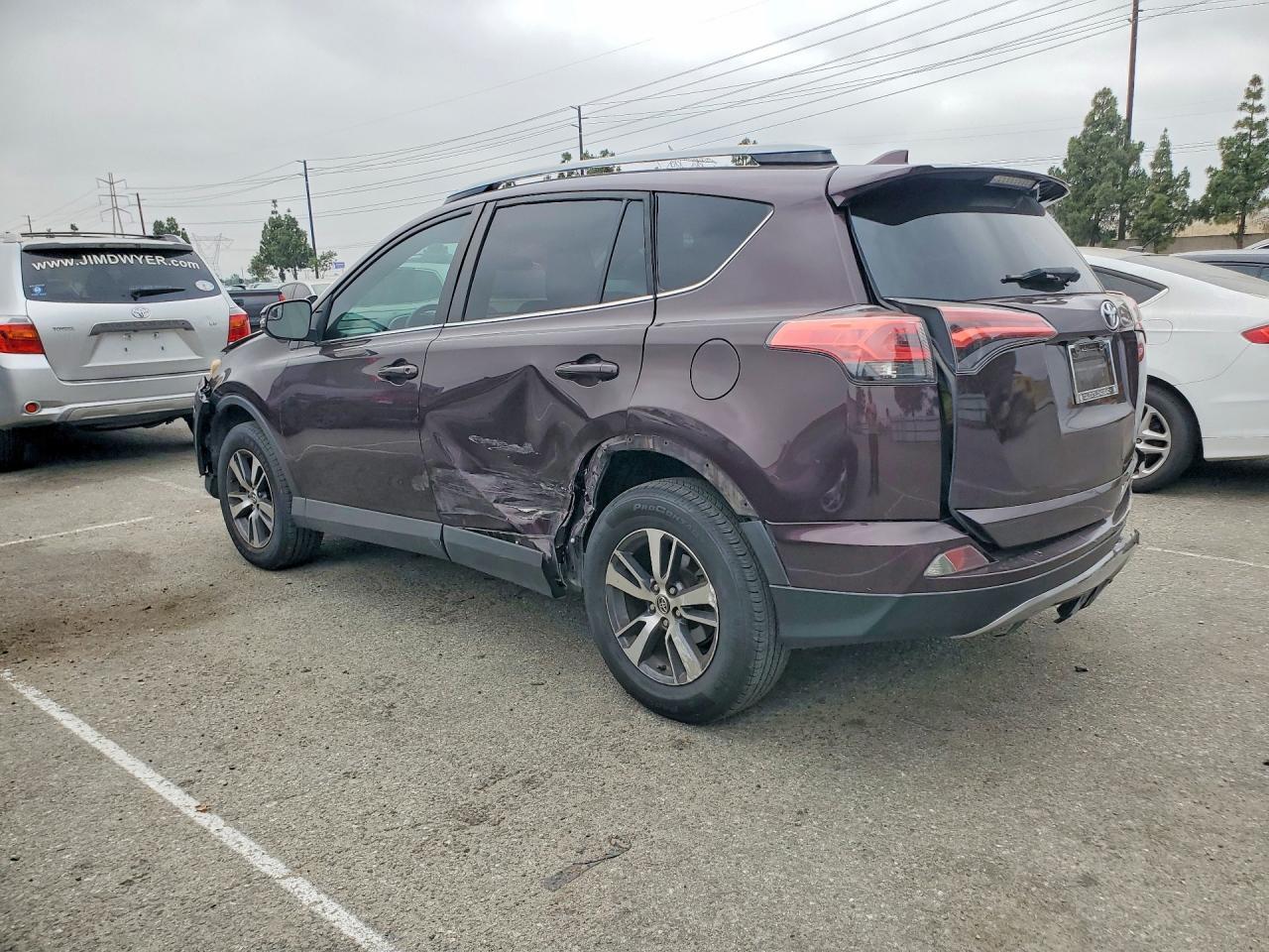 2017 Toyota Rav4 Xle - zdjęcie 2