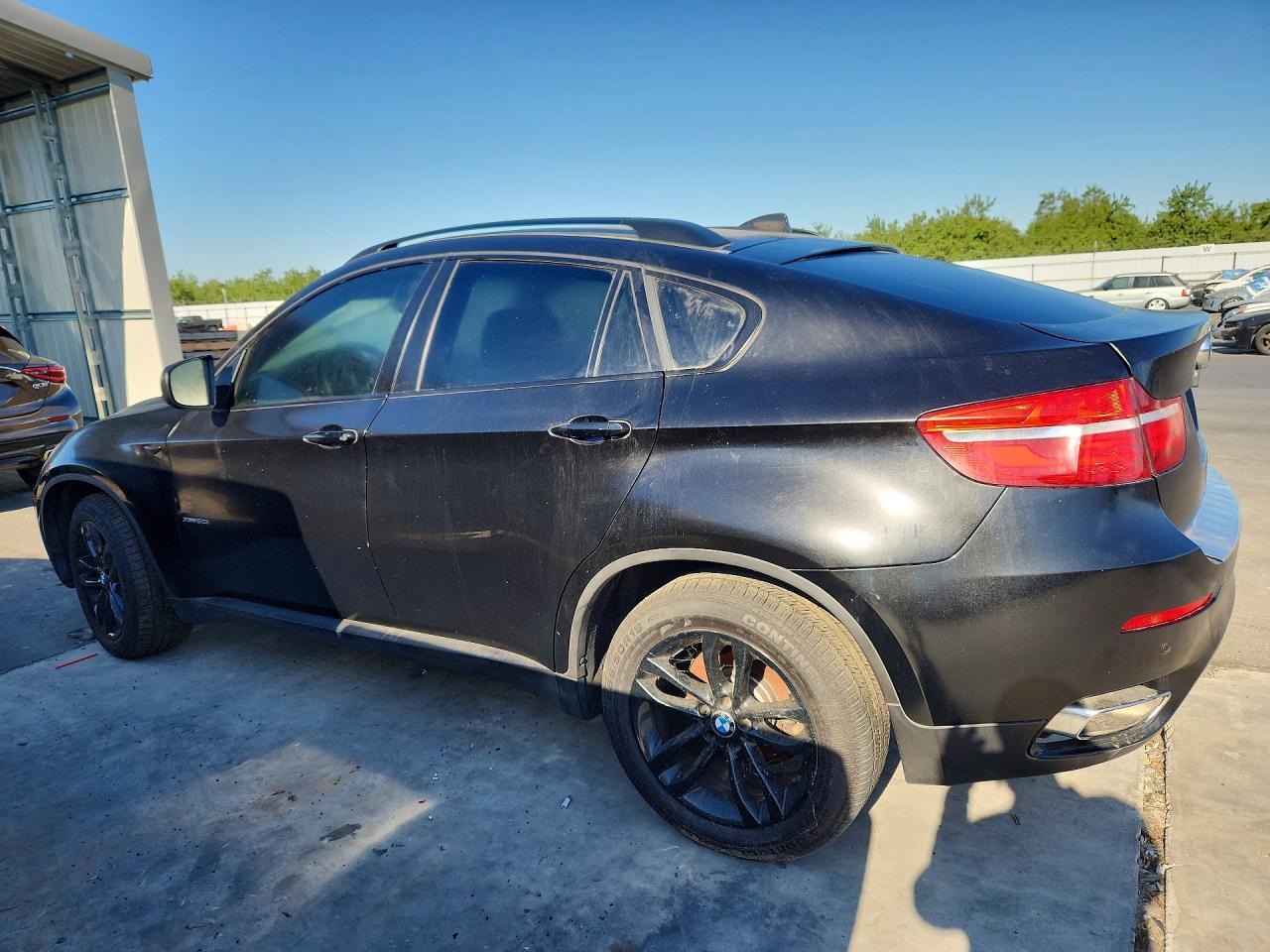 2013 BMW X6 xDrive50I - zdjęcie 2