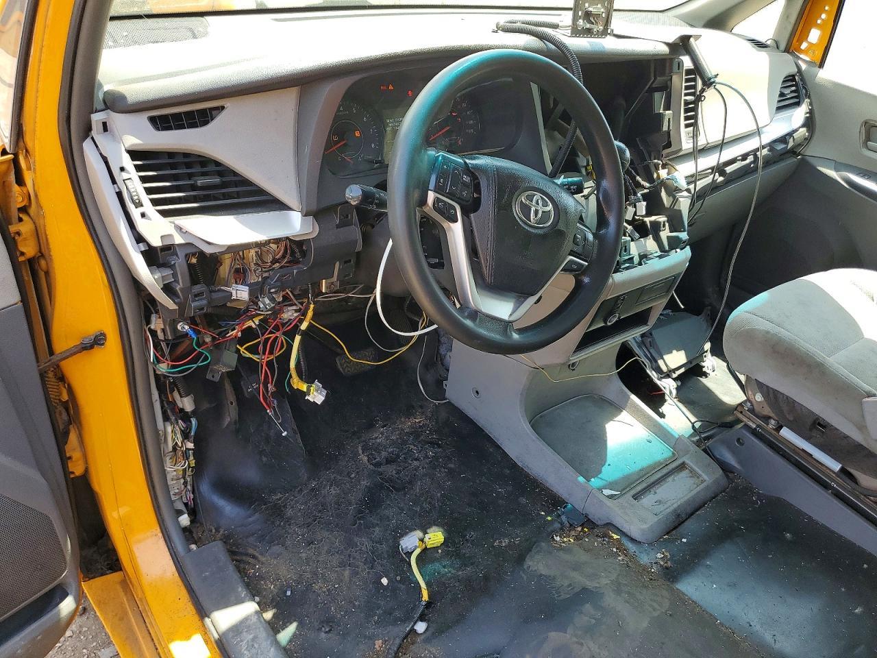 2016 Toyota Sienna L 7-Passenger - zdjęcie 8