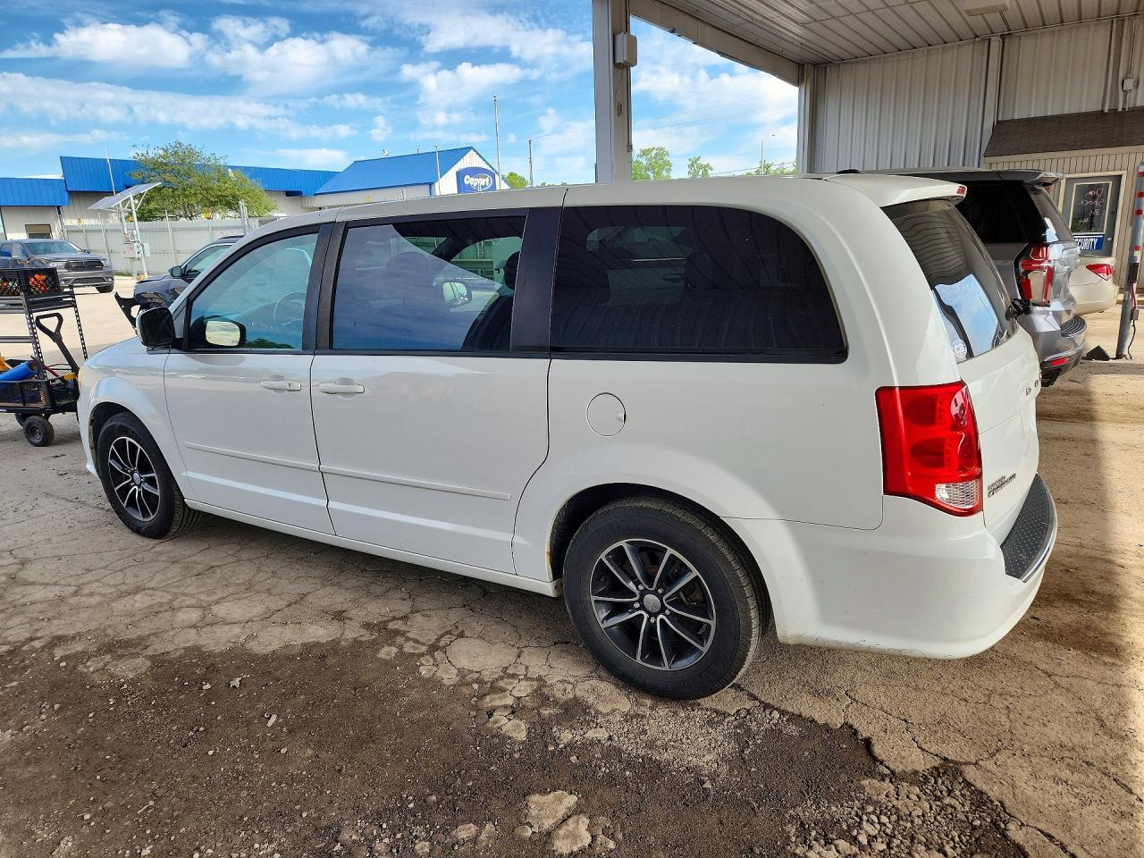 2017 Dodge Grand Caravan Gt - zdjęcie 2