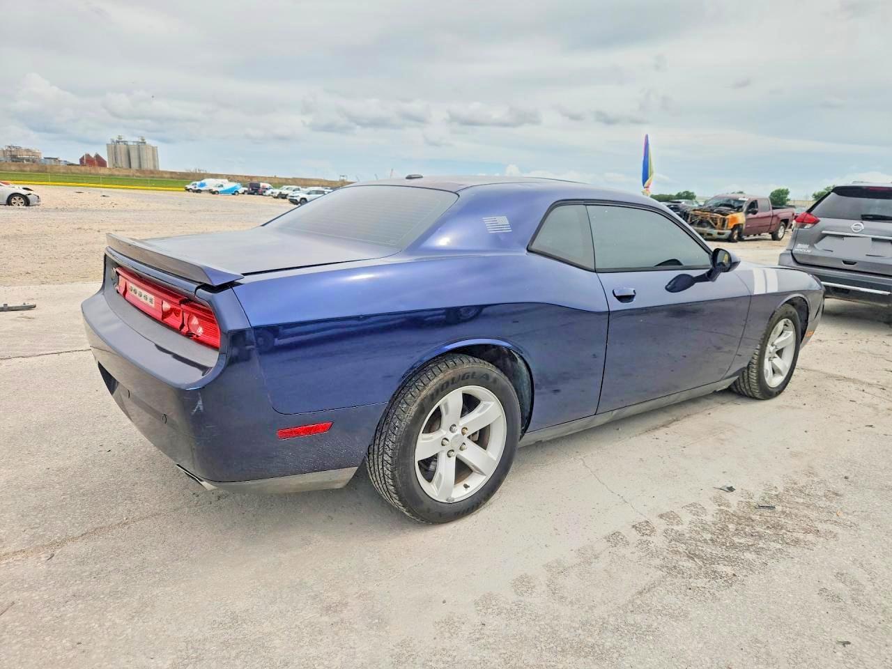 2014 Dodge Challenger R - zdjęcie 3