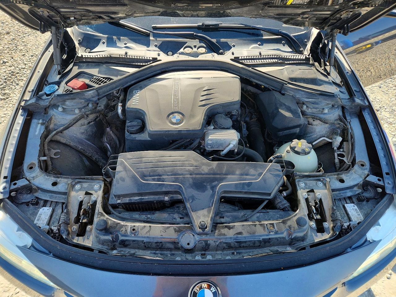 2018 BMW Seria 3 320i - zdjęcie 11