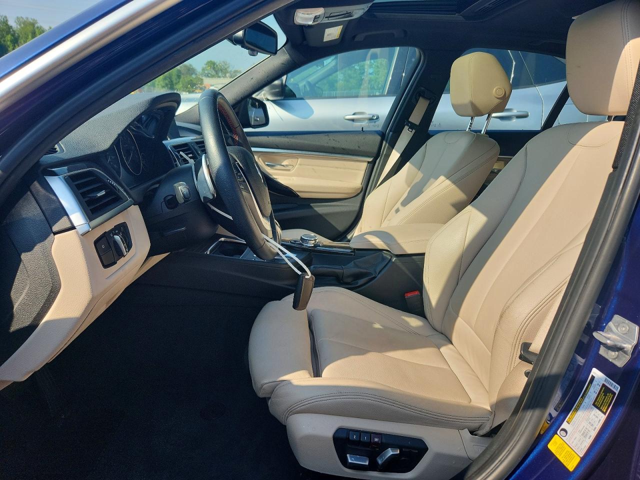 2017 BMW 330 I - zdjęcie 7