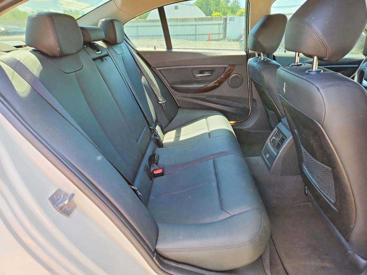 2014 BMW 328 Xi Sulev - zdjęcie 10