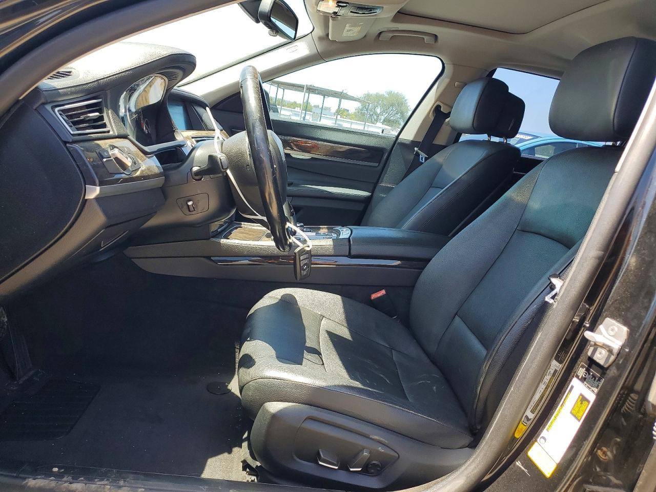2013 BMW 740 Li - zdjęcie 7
