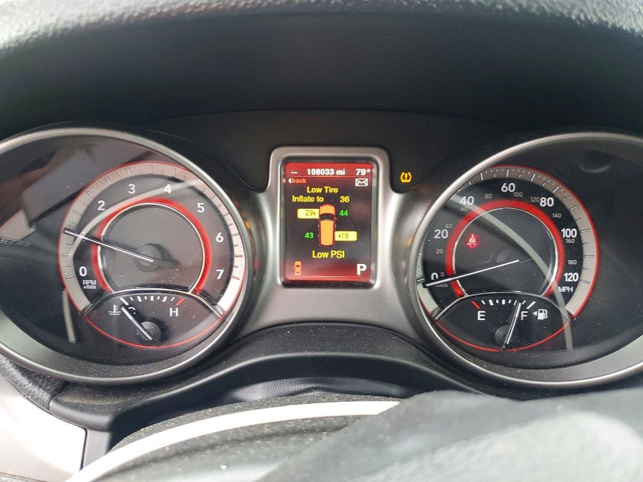 2017 Dodge Journey Crossroad - zdjęcie 9
