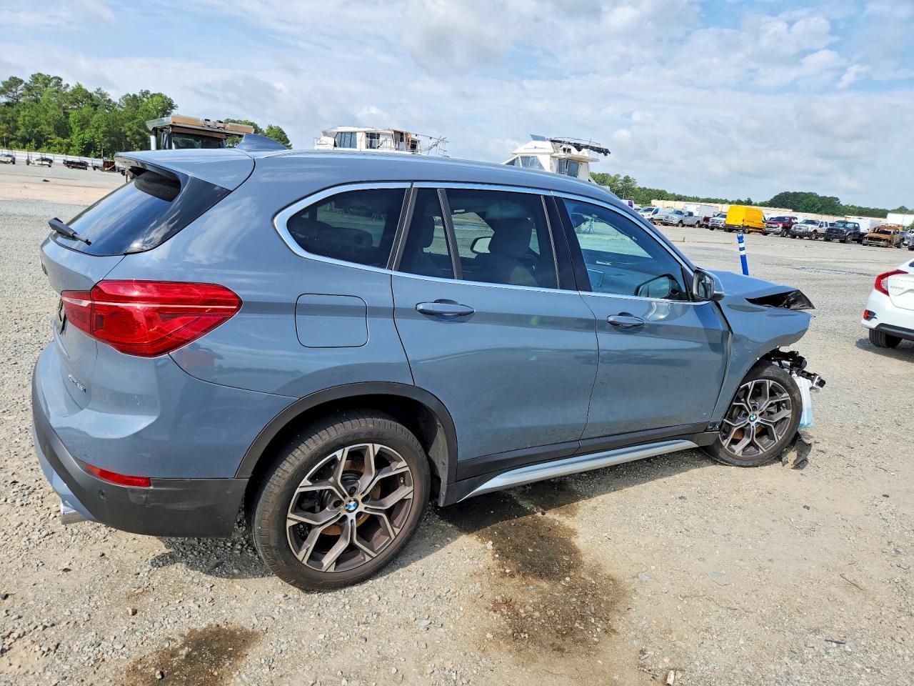 2021 BMW X1 xDrive28I - zdjęcie 3