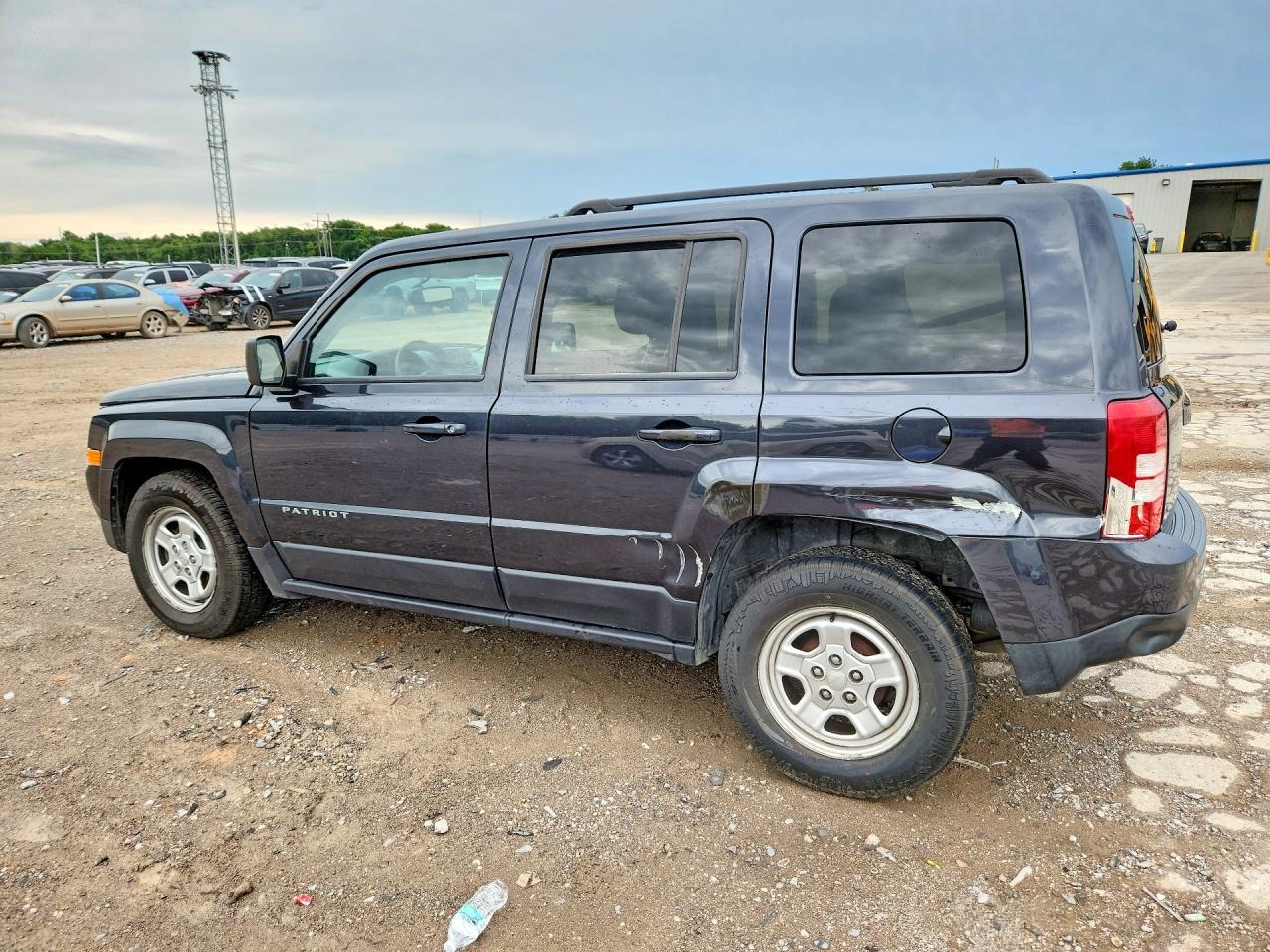 2016 Jeep Patriot Sport - zdjęcie 2