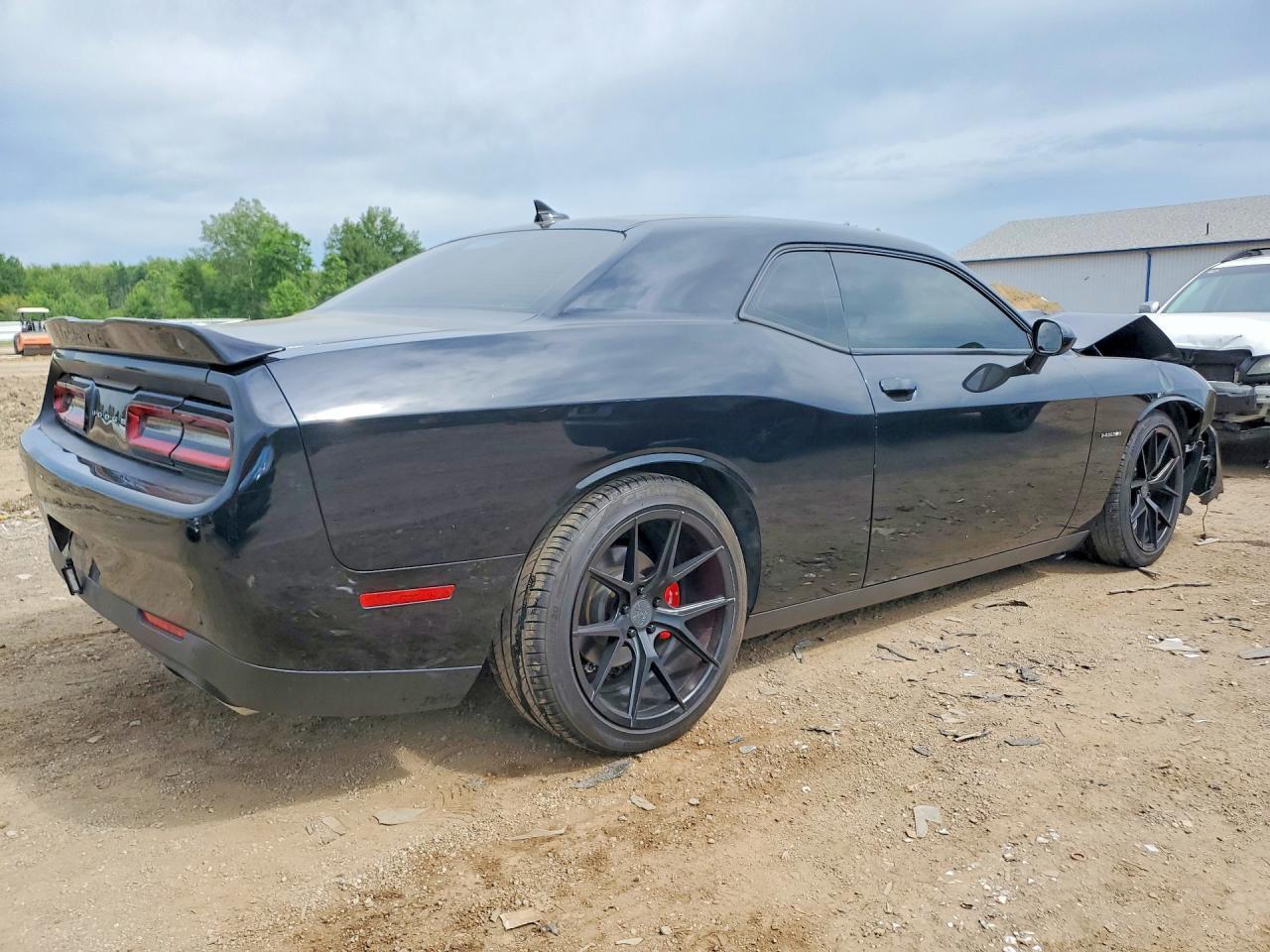 2021 Dodge Challenger R/T - zdjęcie 3