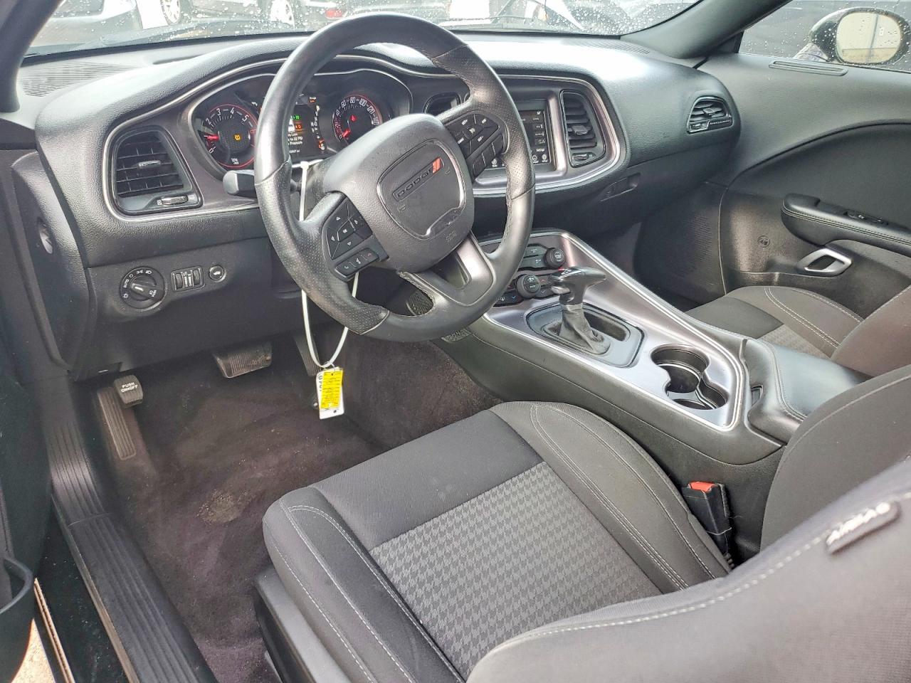 2018 Dodge Challenger R - zdjęcie 8
