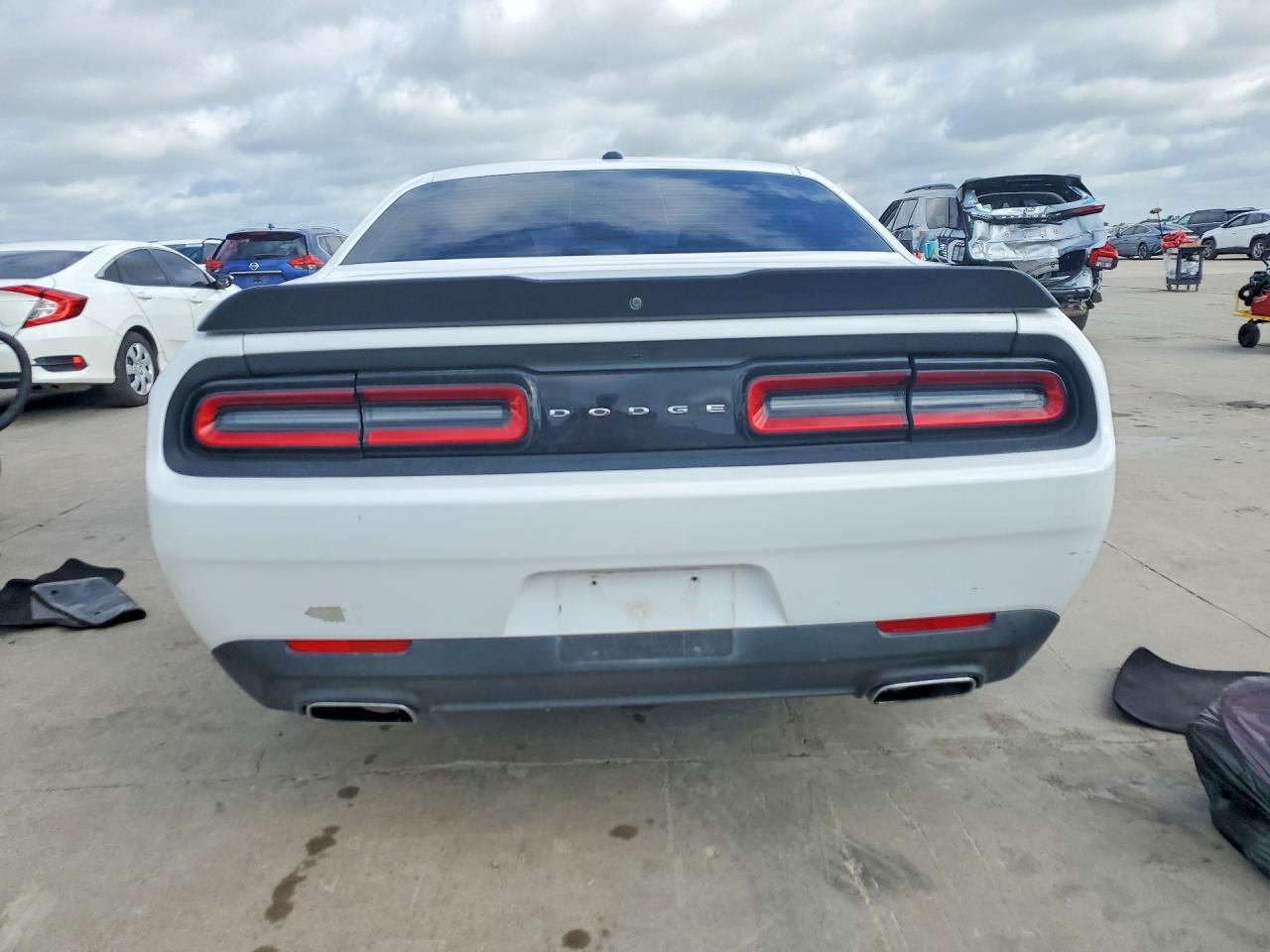 2018 Dodge Challenger Sxt - zdjęcie 6