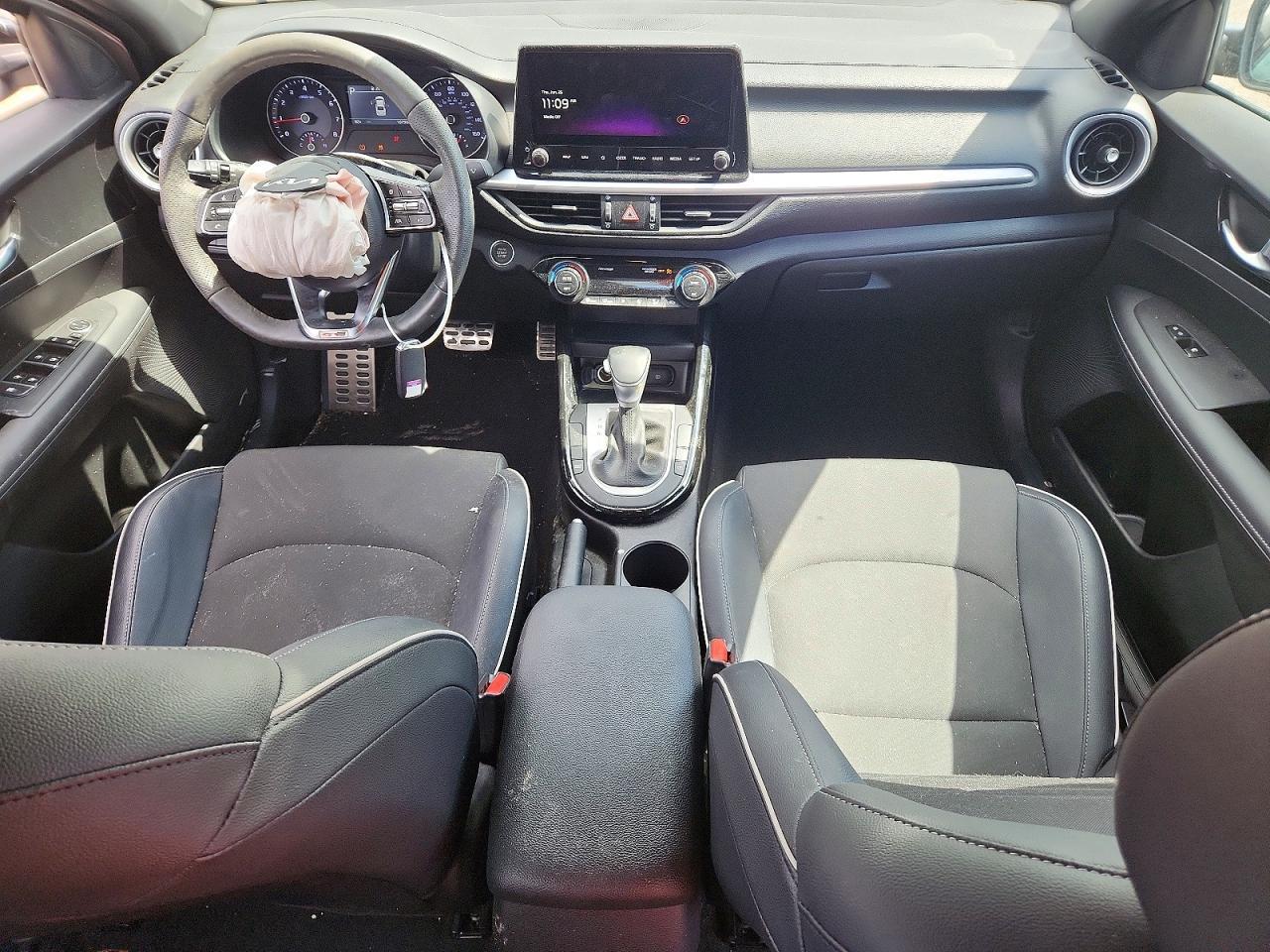 2023 Kia Forte Gt Line - zdjęcie 8