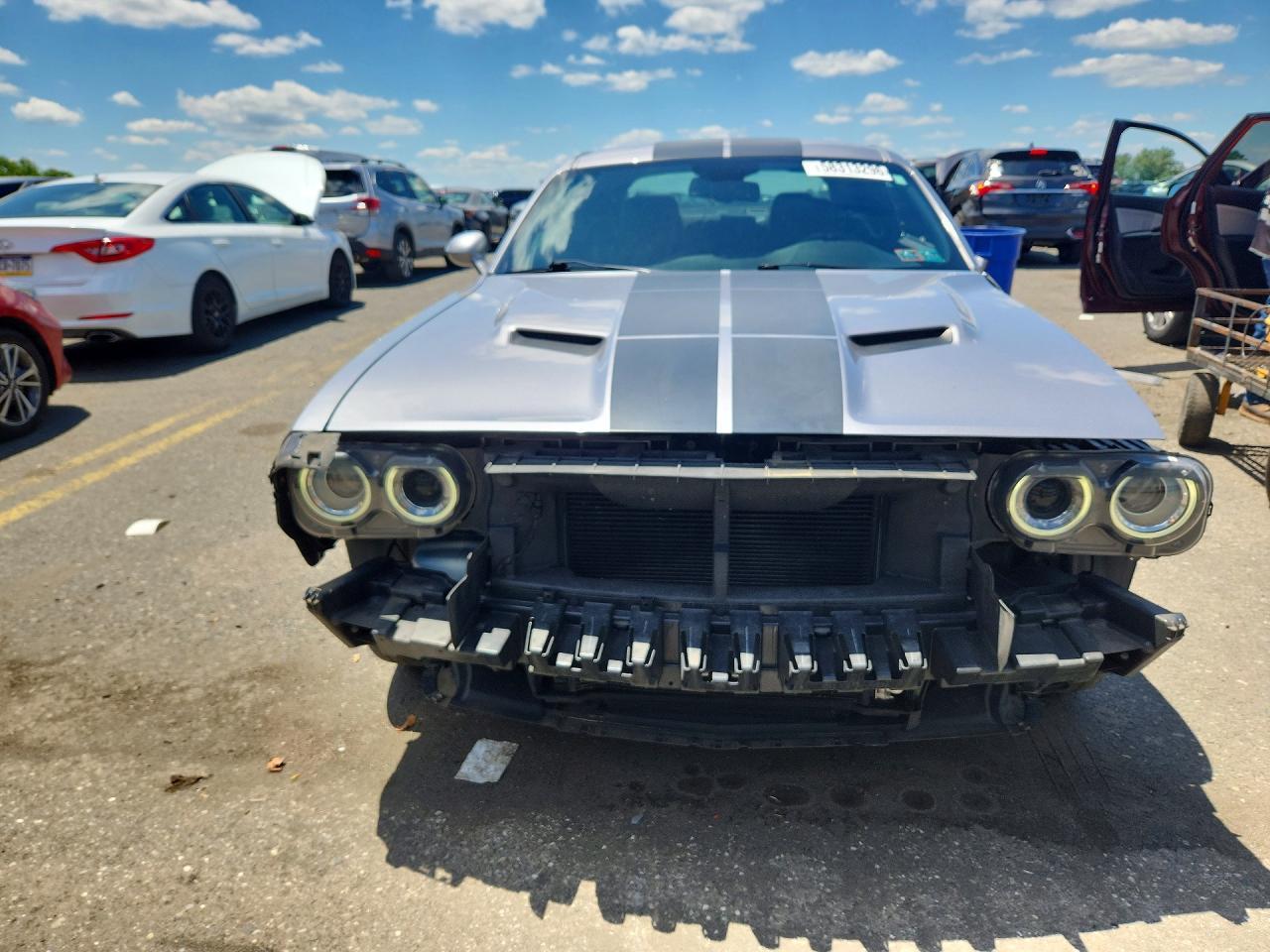 2017 Dodge Challenger Sxt - zdjęcie 4