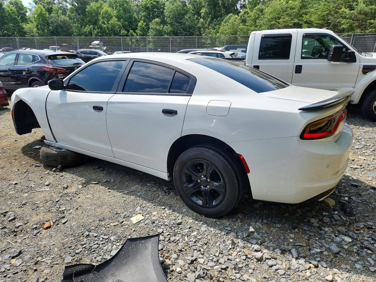 2022 Dodge Charger Sxt - zdjęcie 2
