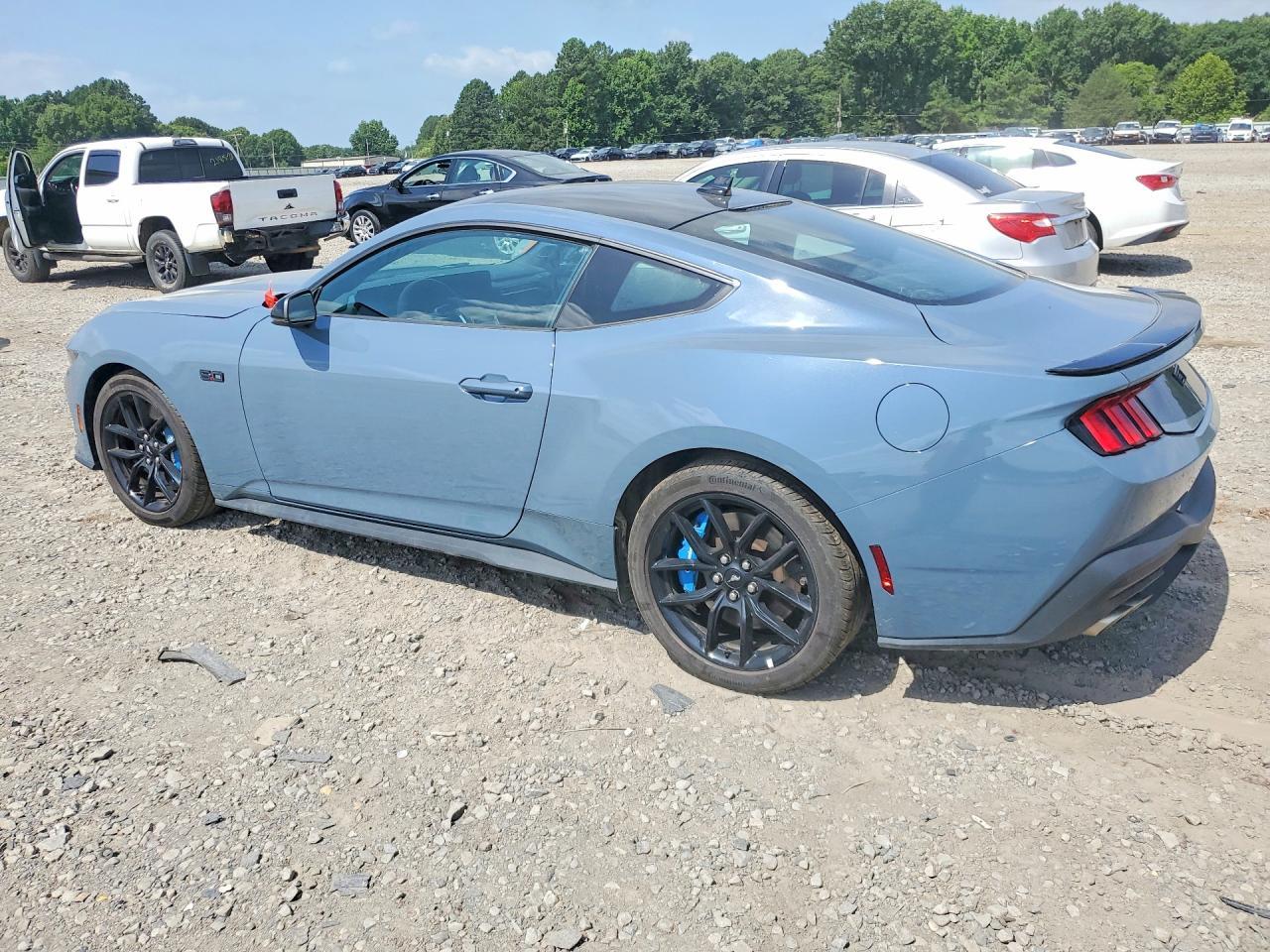 2024 Ford Mustang Gt - zdjęcie 2