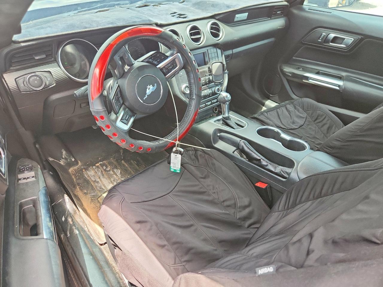 2019 Ford Mustang - zdjęcie 8