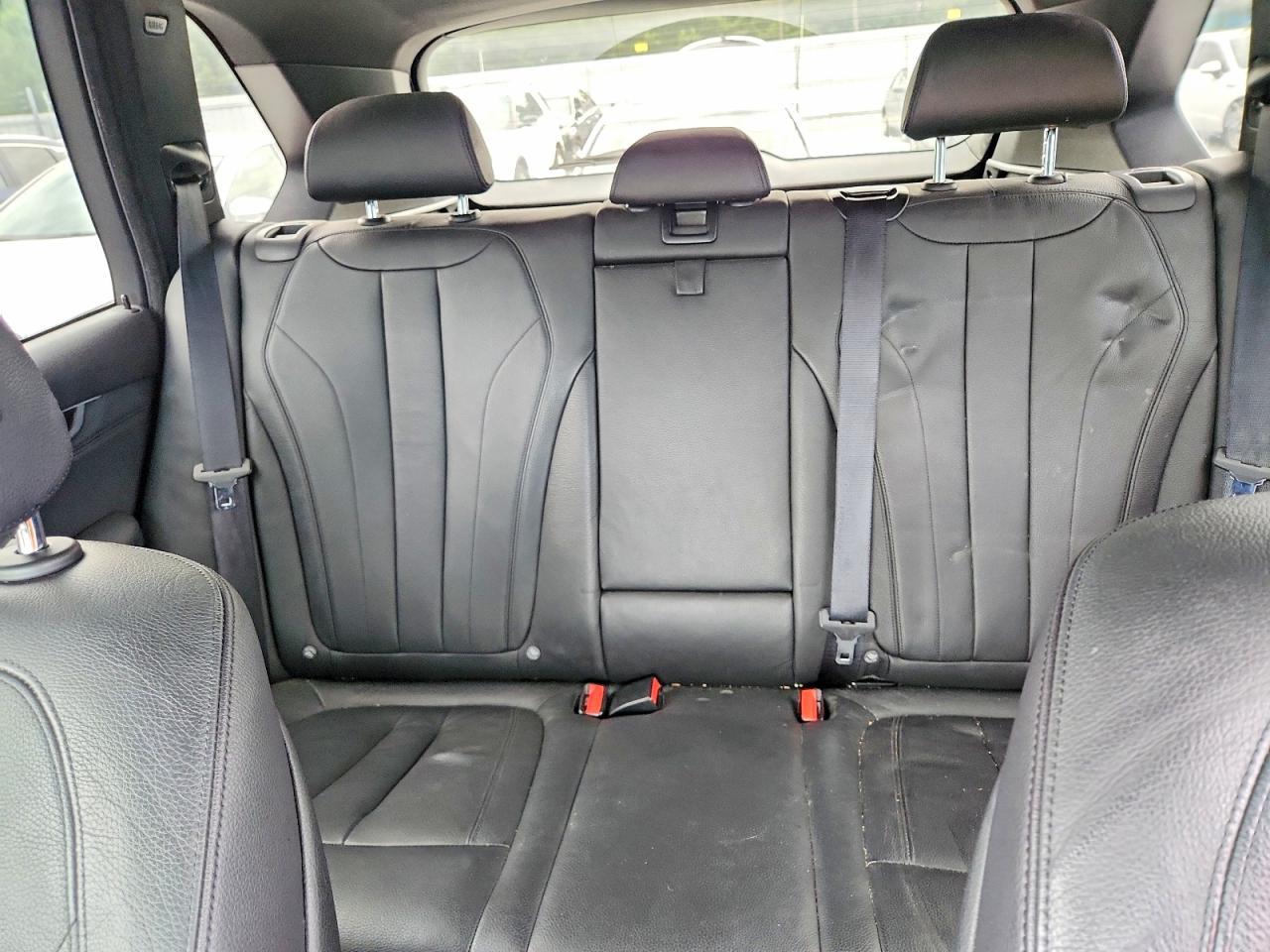 2017 BMW X5 xDrive35I - zdjęcie 10