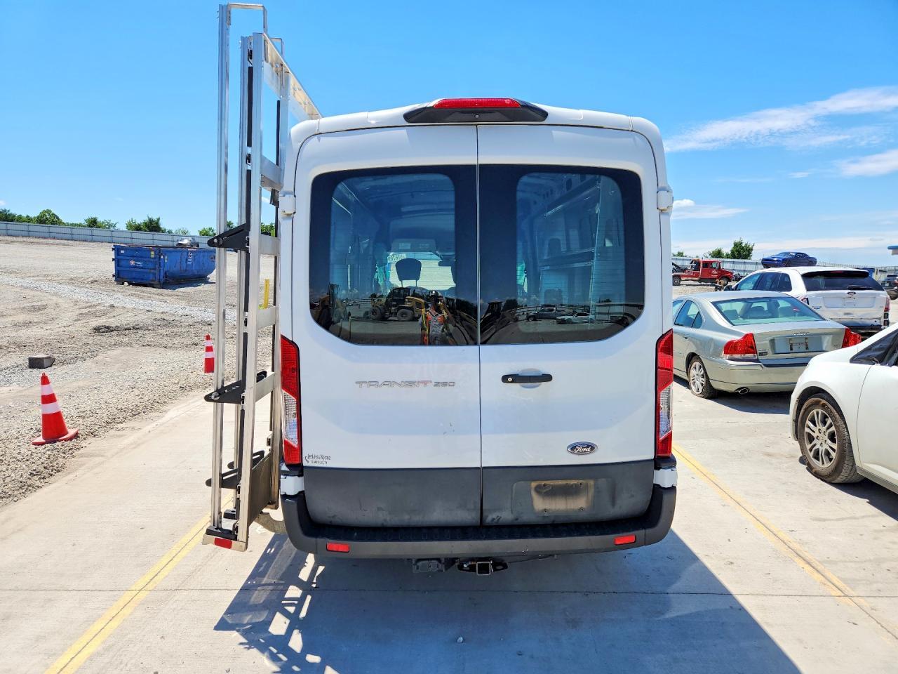 2023 Ford Transit T-250 - zdjęcie 6