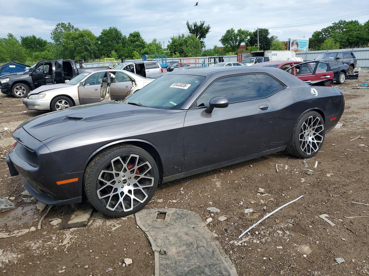 2016 Dodge Challenger - zdjęcie główne