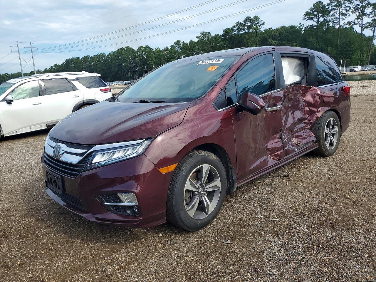 2018 Honda Odyssey - zdjęcie główne