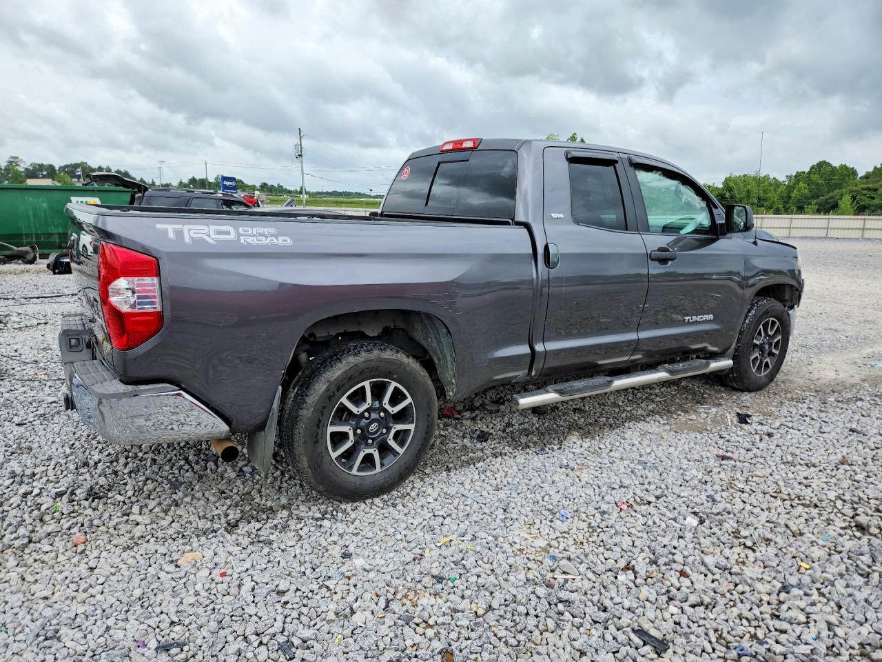 2016 Toyota Tundra Sr5 - zdjęcie 3