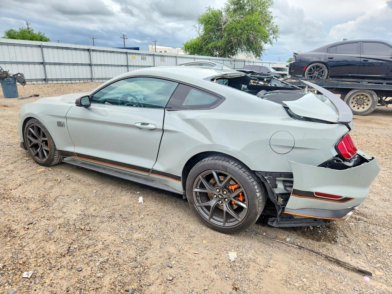 2022 Ford Mustang Mach I - zdjęcie 2