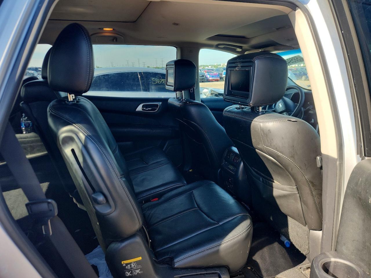 2014 Nissan Pathfinder Hybrid Sv - zdjęcie 10