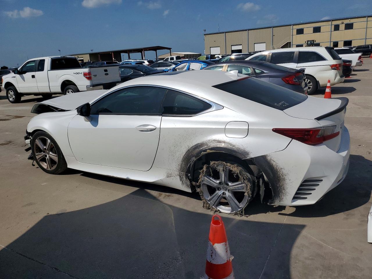 2016 Lexus Rc 200T - zdjęcie 2