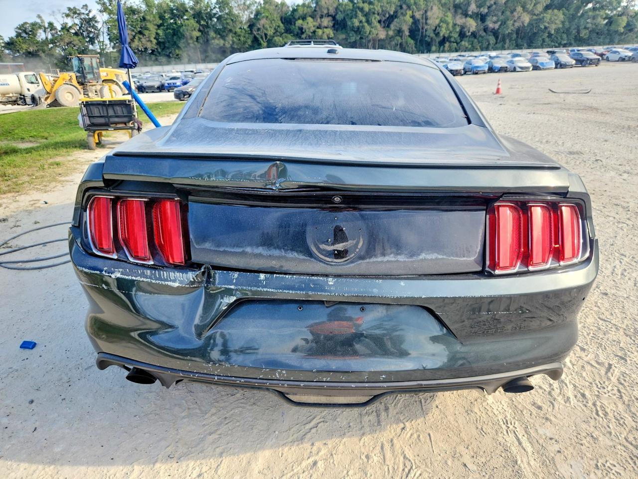 2015 Ford Mustang - zdjęcie 6