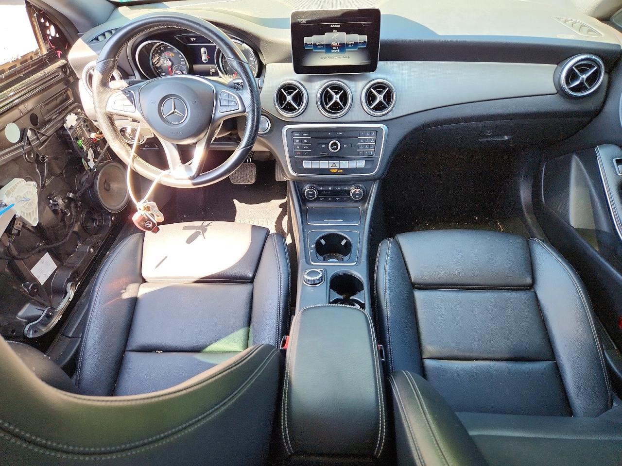 2018 Mercedes-Benz Cla 250 - zdjęcie 8